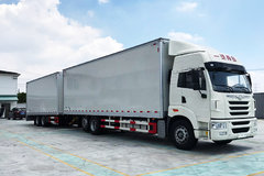 偶遇天V载货列车 它真的能替代17米5吗