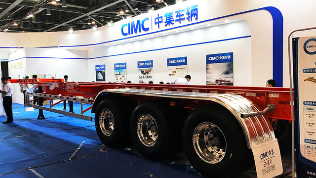 7年质保电泳涂装 国内最好的小鹅颈半挂车