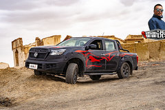 162马力柴油动力 彪悍4驱系统 静态评测锐骐6越野版