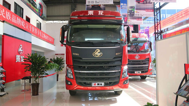 460发动机带12挡超速挡 猜猜这款乘龙H7 8x4载货车跑什么路线?