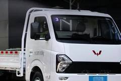 5 个出头！五菱龙卡 3 米 8，能拉又有劲