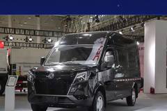 101度电池跑550公里，东风御风V9E纯电轻客尺寸